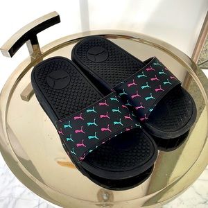 Puma Slides size 6